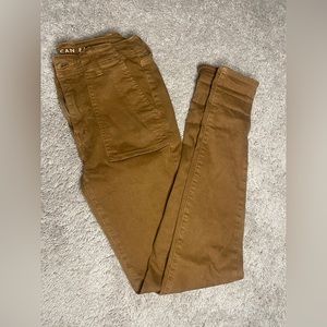 American Eagle Khaki‘s
